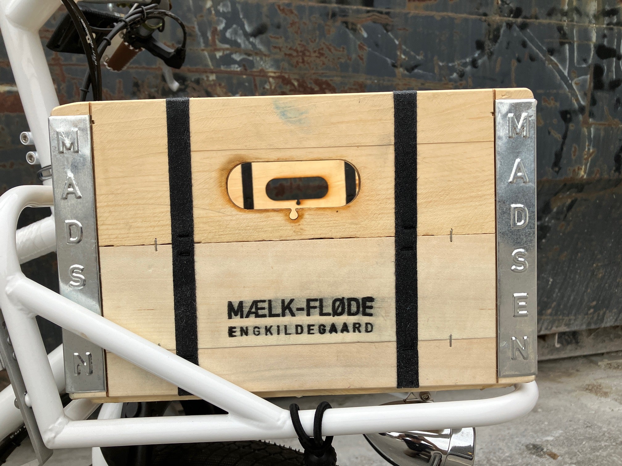 MADSEN Maelkekasse Crate